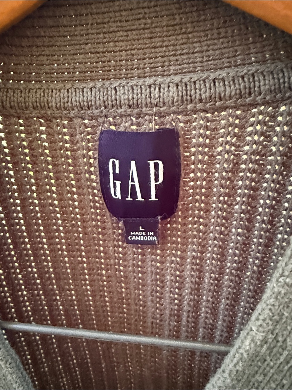 GAP Ribbed Button-Front Cardigan - Picture 3 of 6